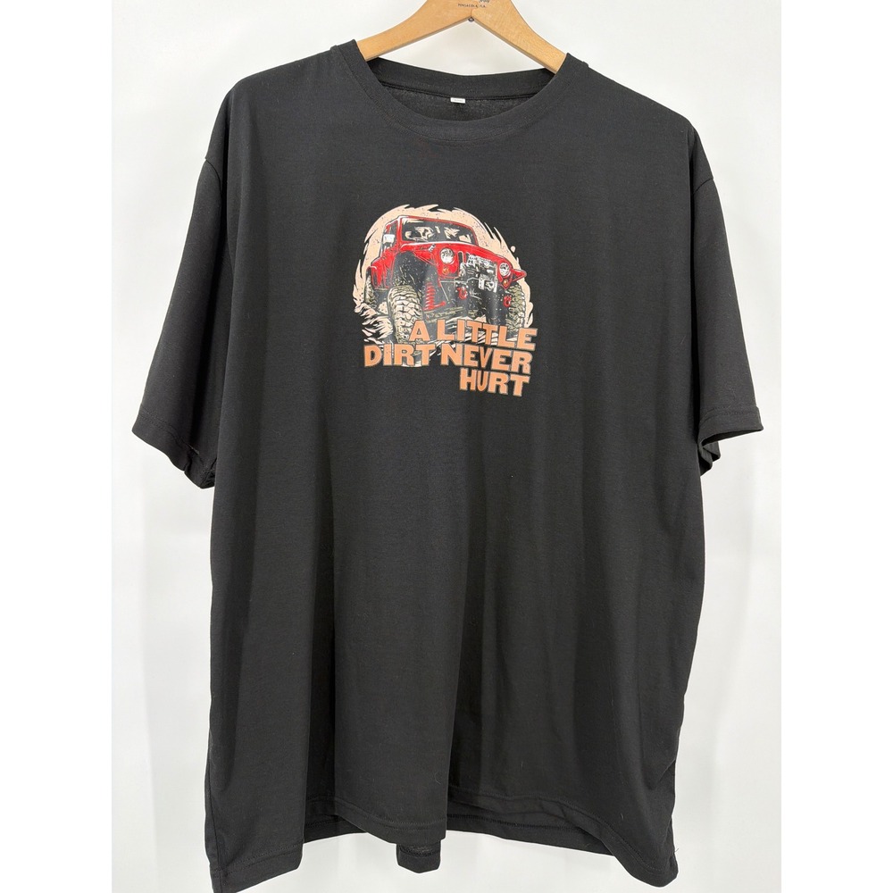 Fashion A Little Dirt Never Hurt Red Jeep Graphic T-Shirt Black Women 3XL